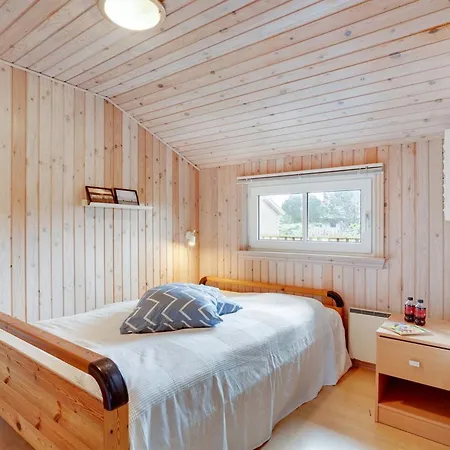 Melanie - 950m From The Sea By Interhome *