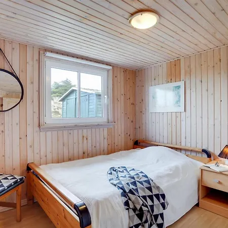 Vakantiehuis Melanie - 950m From The Sea By Interhome